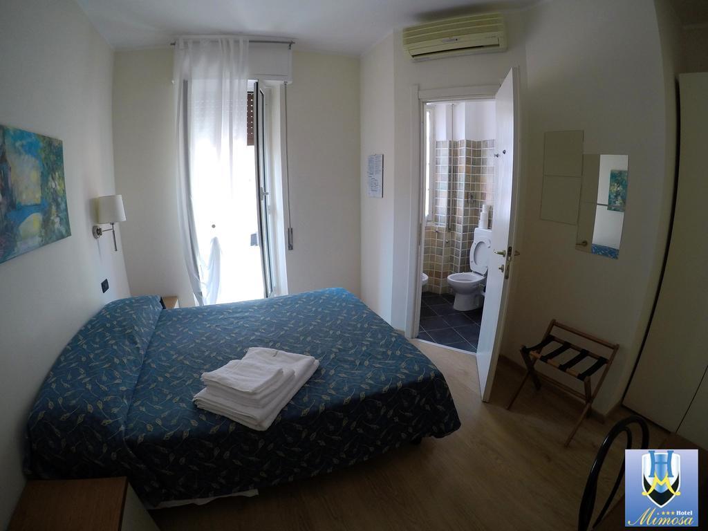 Hotel Mimosa Споторно Екстер'єр фото